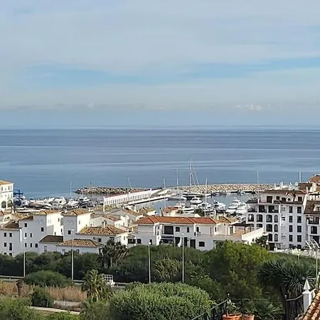 Luxury 4 Bed Townhouse Duquesa With Breathtaking Views Close To Port And Apartamento Manilva