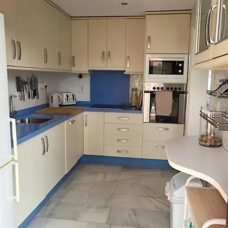 Apartment Luxury 4 Bed Townhouse Duquesa With Breathtaking Views Close To Port And Manilva