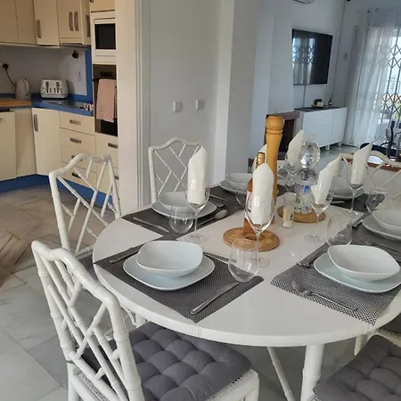 Apartamento Luxury 4 Bed Townhouse Duquesa With Breathtaking Views Close To Port And Manilva