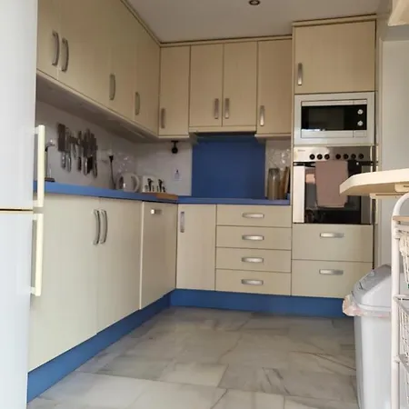 Luxury 4 Bed Townhouse Duquesa With Breathtaking Views Close To Port And Manilva