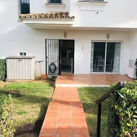 Apartment Luxury 4 Bed Townhouse Duquesa With Breathtaking Views Close To Port And