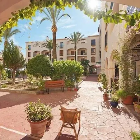 Luxury 4 Bed Townhouse Duquesa With Breathtaking Views Close To Port And * Manilva