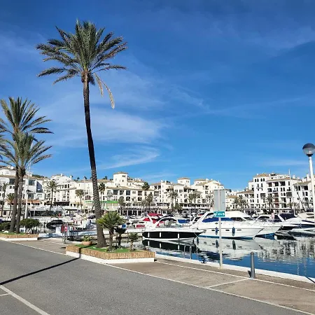 Luxury 4 Bed Townhouse Duquesa With Breathtaking Views Close To Port And