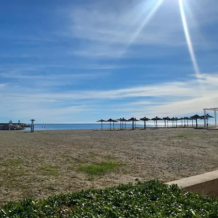 Luxury 4 Bed Townhouse Duquesa With Breathtaking Views Close To Port And Apartamento Manilva