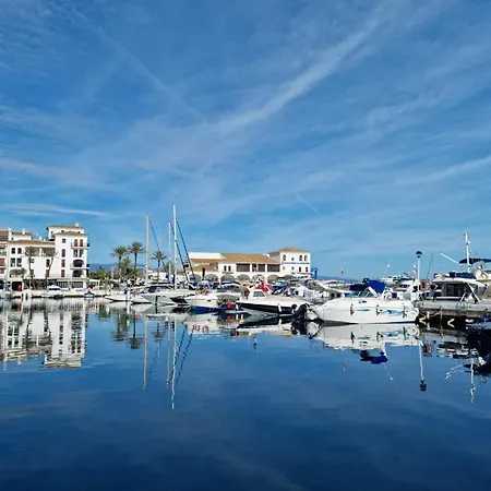 Apartment Luxury 4 Bed Townhouse Duquesa With Breathtaking Views Close To Port And *